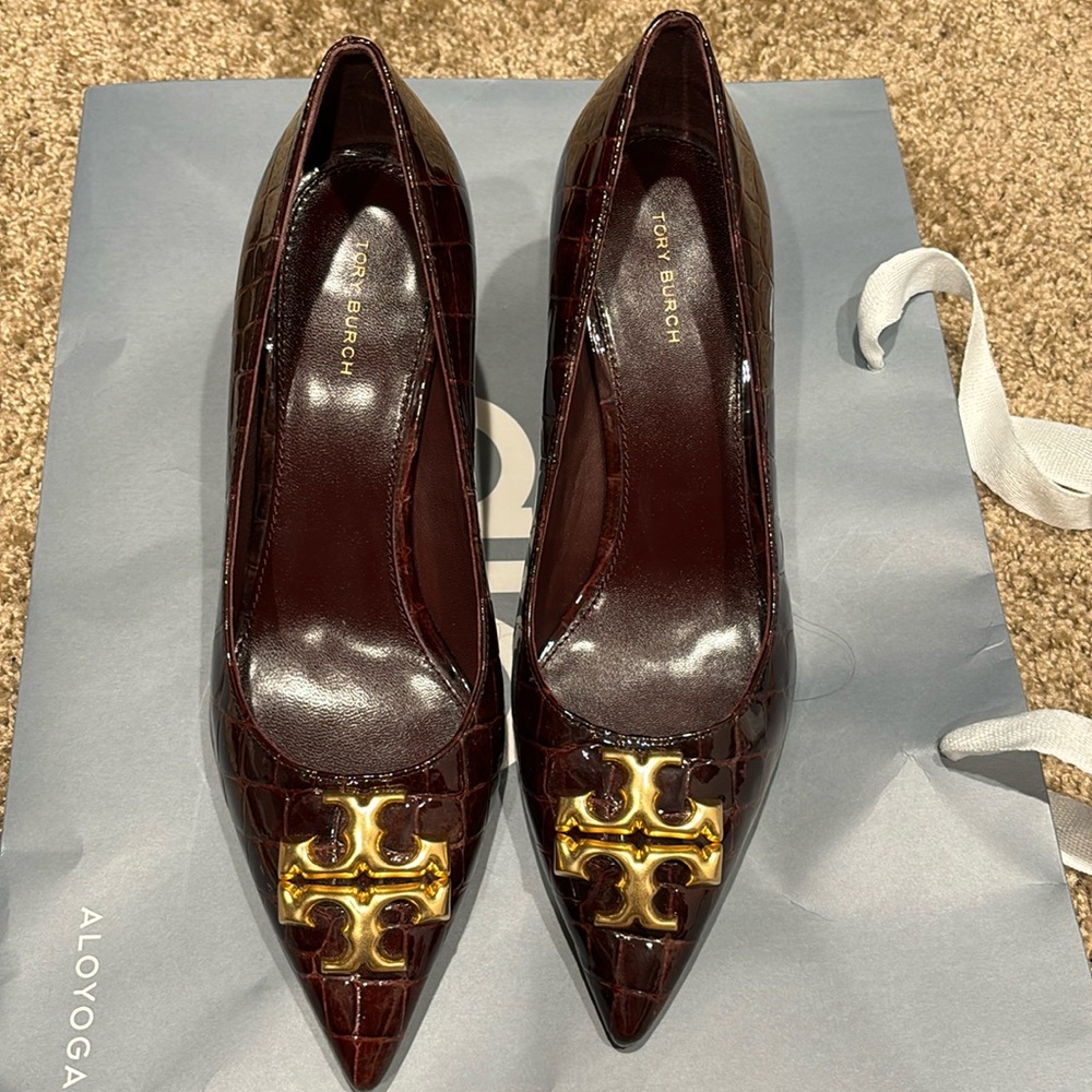 Tory Burch Eleanor 65MM Crocodile-Embossed Leather Pumps